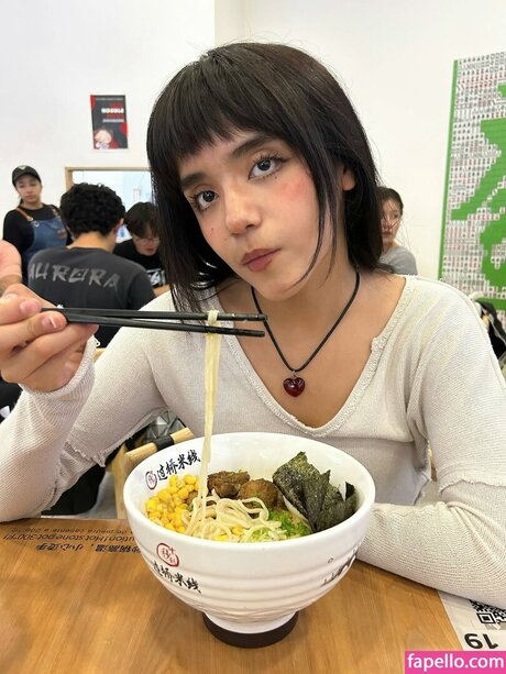 Om4ly star beautiful pictures