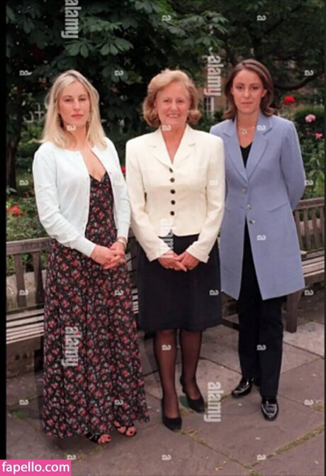 milf pregnant onlyfans pornos images