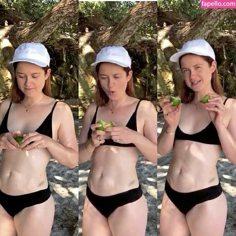 Bonnie Right pornstar sexy photos