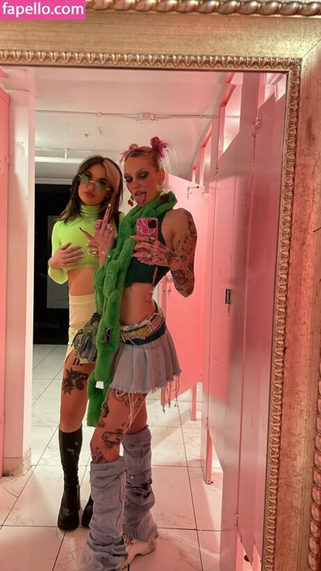 Gtayy STARGIRL model xxx photo