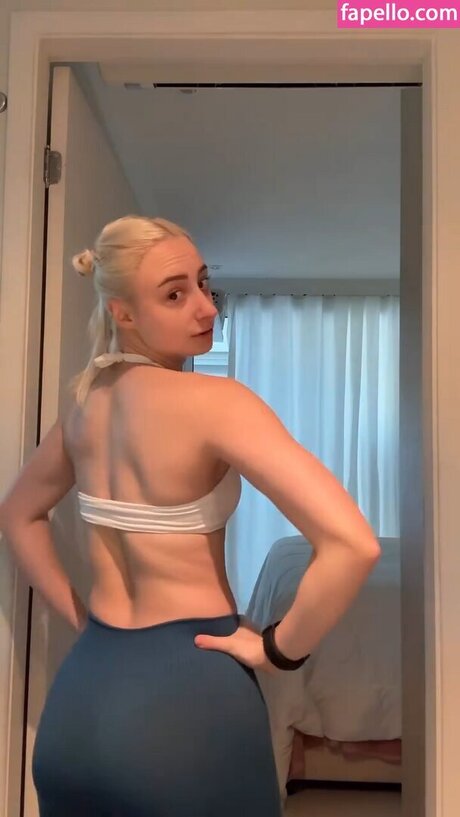 sweet pussy onlyfans pornographic photos