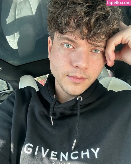 asian onlyfans free nude photo