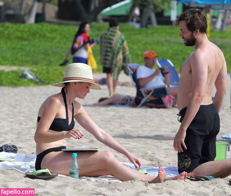 Alexis Bledel exclusive star photo