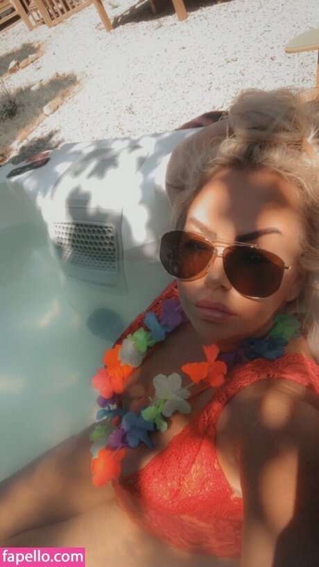 Mercedes Twitter Milf exclusive actress img