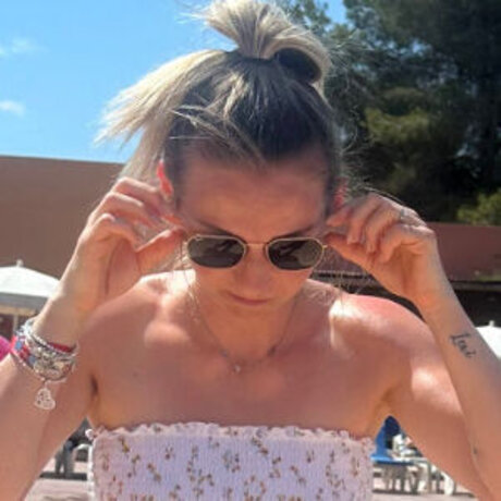 Natalie Handby hot model gallery