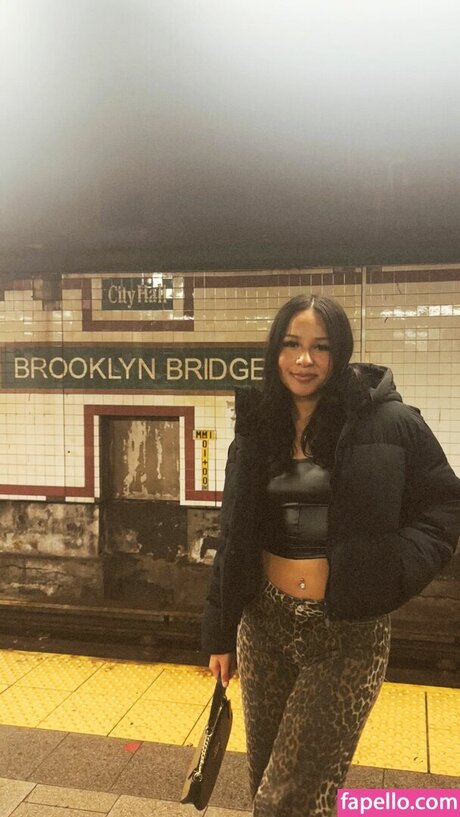 flexible onlyfans naked images