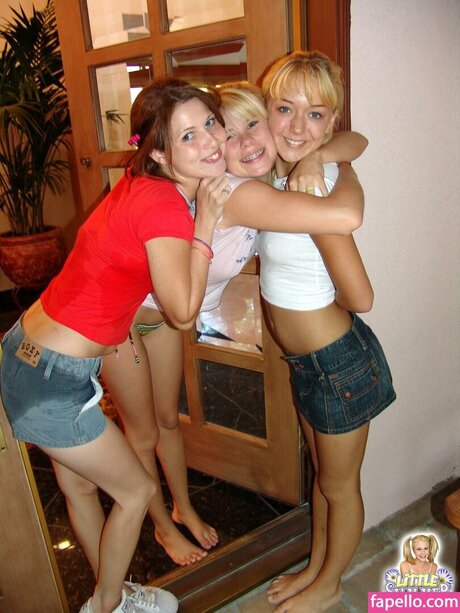 Little Summer pornstar sexy photo