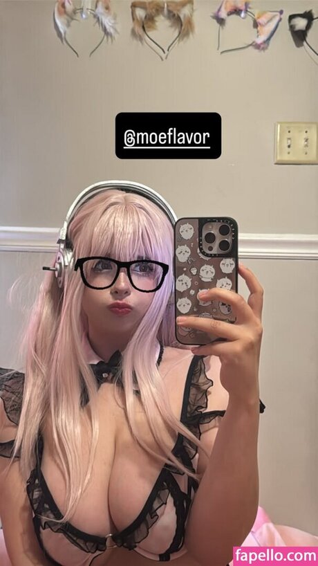 Saltedfishcakes pretty actress pic