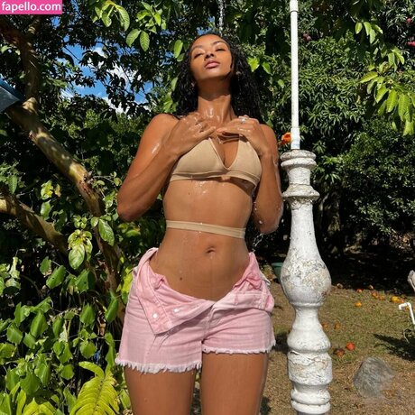 striptease onlyfans pornos img