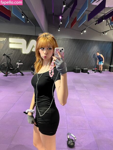 Kettsley sexy star image