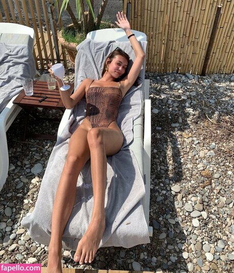 Chlo Gervais model free photo