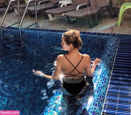 tonyapredko art actress pic