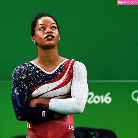 Gabby Douglas top star picture