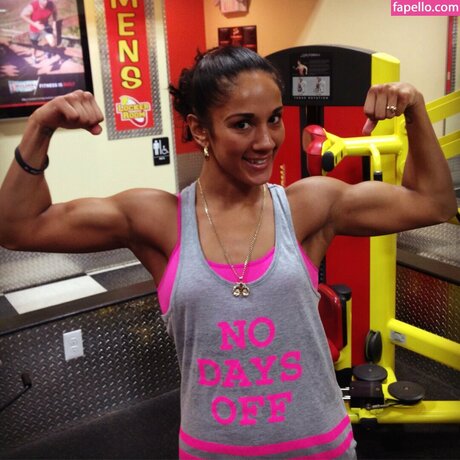 Amanda Serrano nude model image