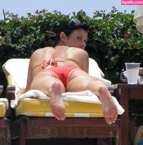 kymmarsh nude model pics