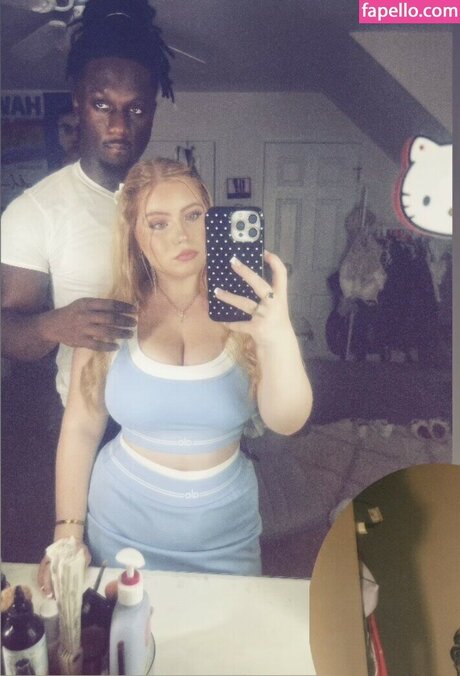 Sadie Stone Profile Pic