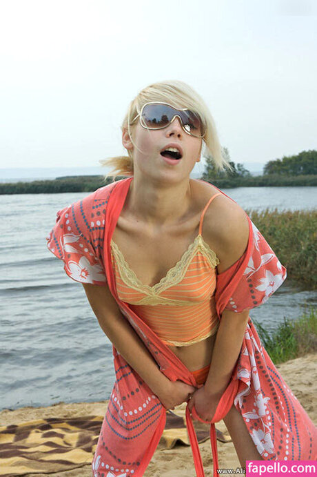 Alice Wonderbang pornstar sex photos