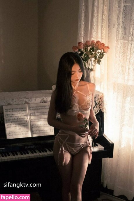 Kingmaster nudes star archive