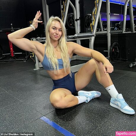 Livi Sheldon model naked photos