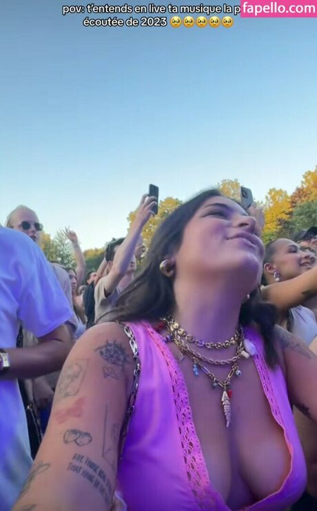 Julie Ferrat perfect star photos