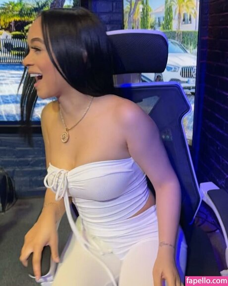 geminis1313 nude actress image