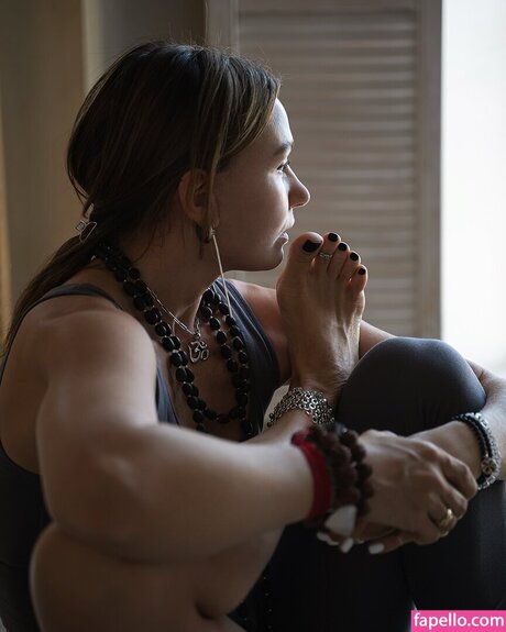 Eva Shik nice model pic