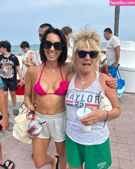 Autumn Calabrese pornstar erotic archive