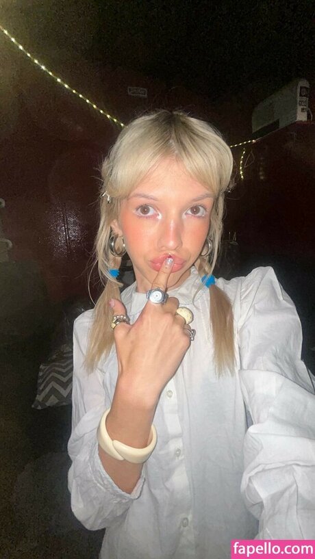 Kat Madeira erotic star picture