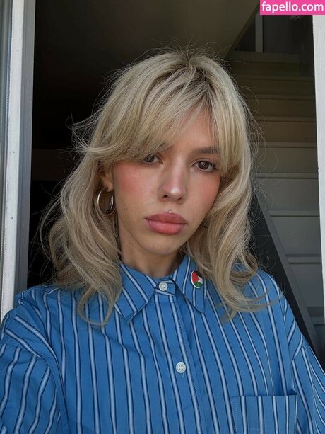 Kat Madeira pretty star archive