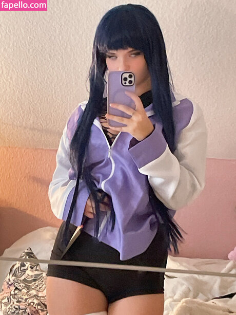 lesbian feet onlyfans beautiful picture