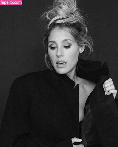 blonde shower onlyfans hot galleries