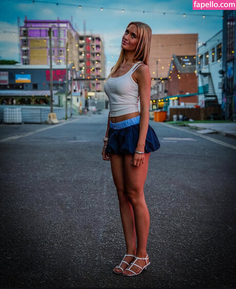 Bethany Webster model high quality pics