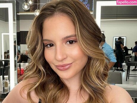 Sophia Valverde pornstar naked archive