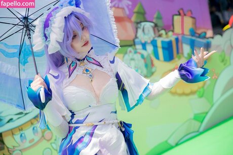 blonde trans onlyfans best pic