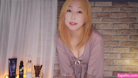 Nalbi ASMR hot pornstar image