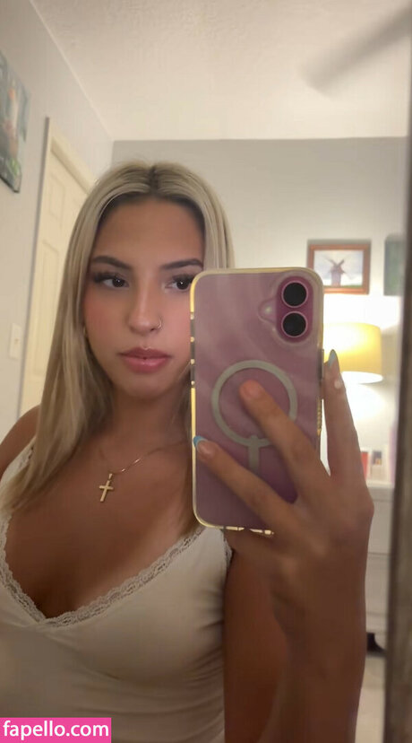 Cloud ASMR free actress img