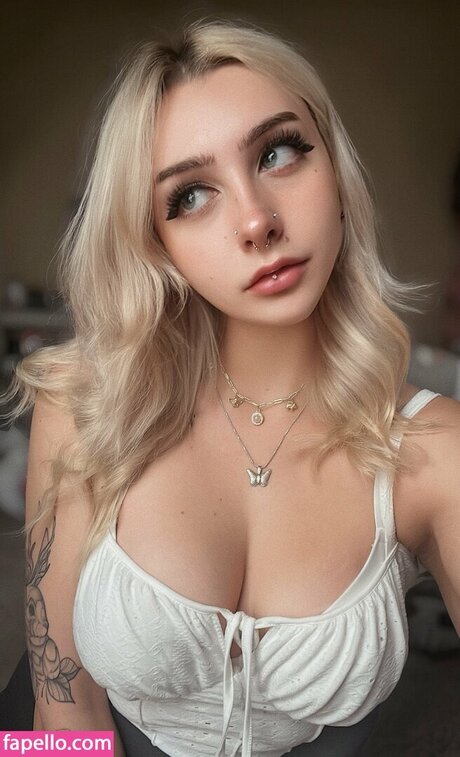 all4cassie pornstar naked photo