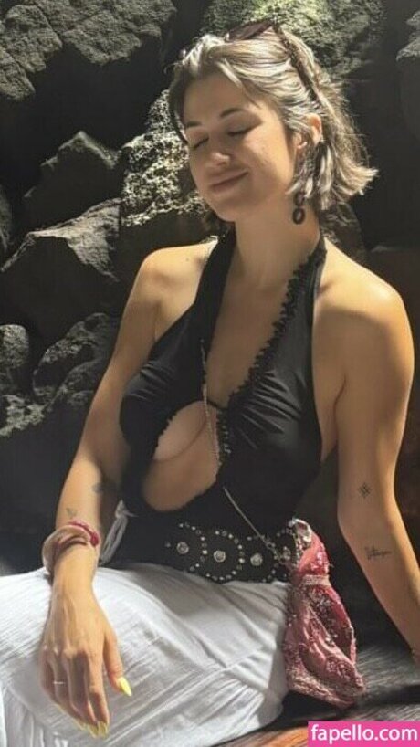 ponytail onlyfans top pictures