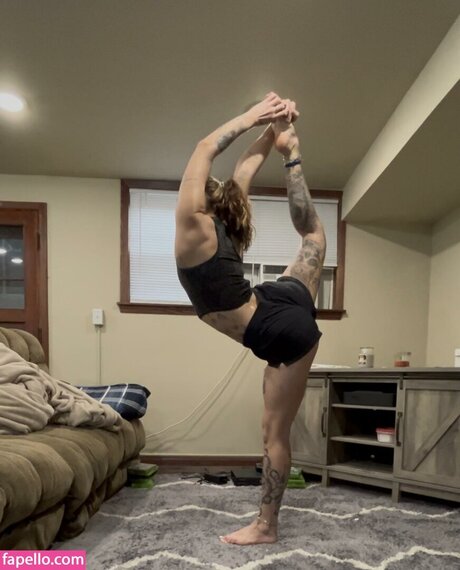 Quackme 124 porn model archive