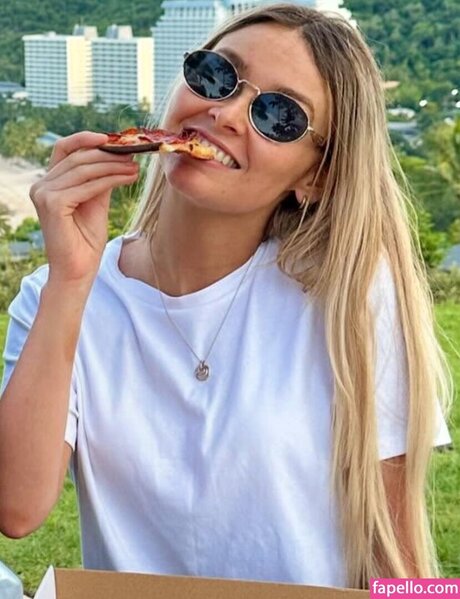 Simply Kel ASMR model exclusive images