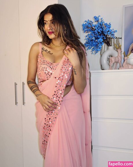 shemale outdoor onlyfans hot nude pic