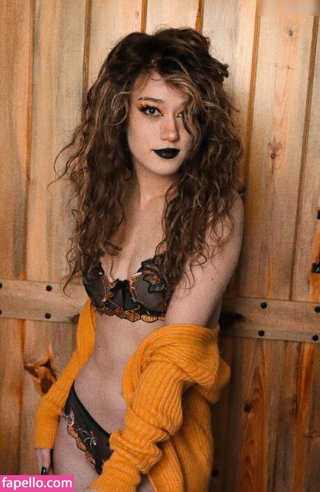 babe onlyfans hot naked image