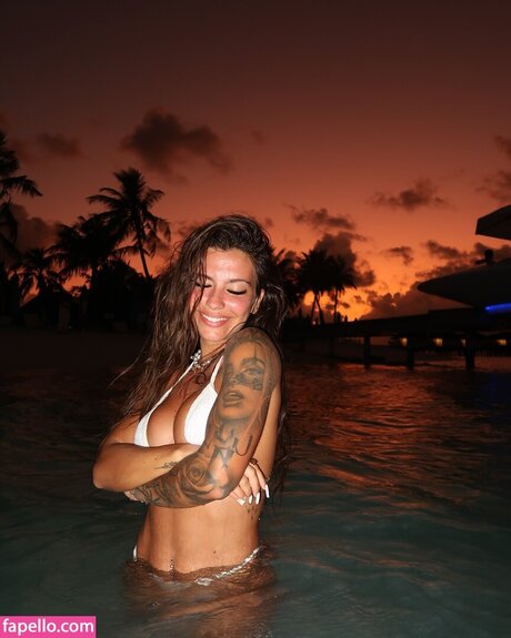 Carly Santos beautiful model pictures