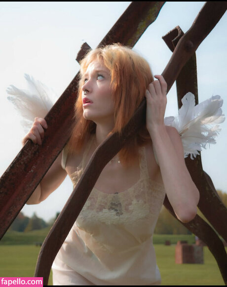 Imgiannasmith art actress pic