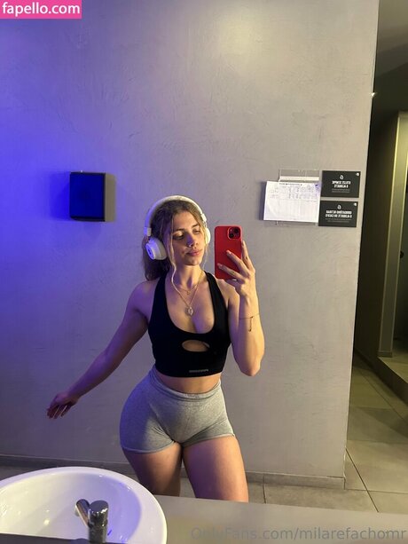 Mila Refacho erotic actress photos