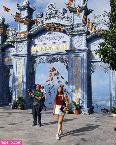 shemale pov onlyfans free naked pic