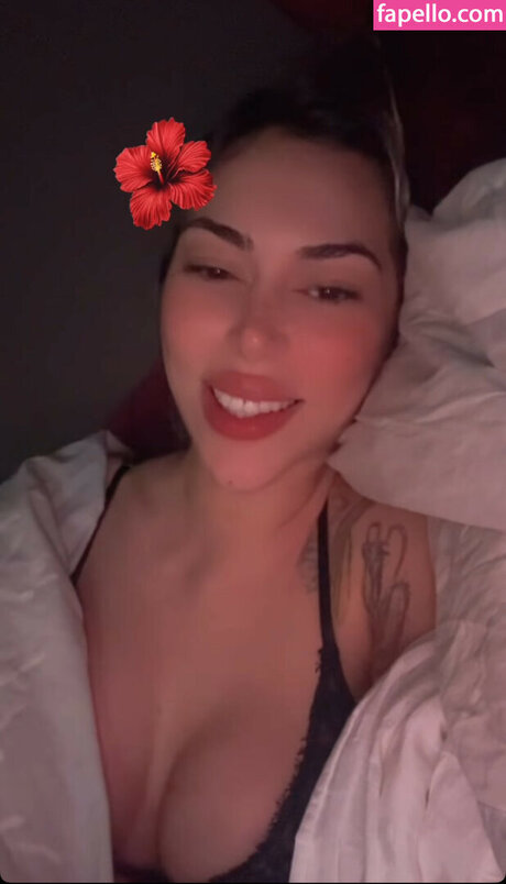 Seydanur Tunc porn model pic