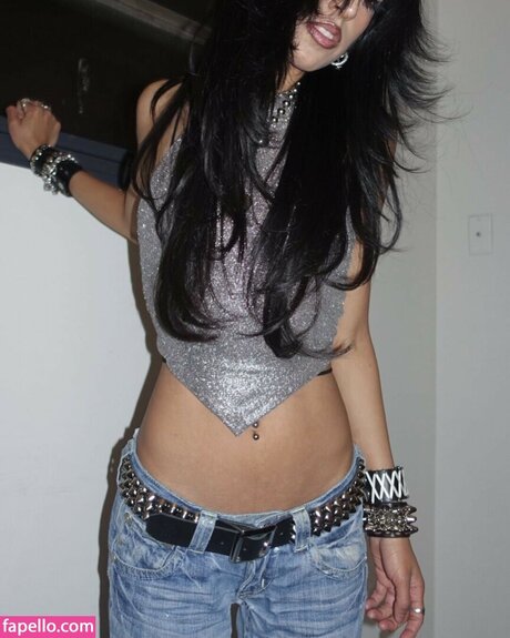 Aislinn Ritchie porn star pic