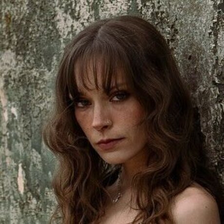 Holly Humberstone porn actress image