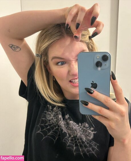 asian brunette onlyfans erotic archive